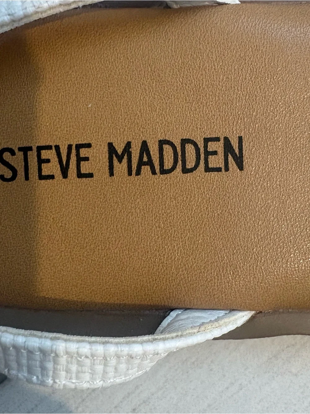 Steve Madden Kids Sz 1 Jada White Sandals Woven Ankle Strap Preppy Summer Resort